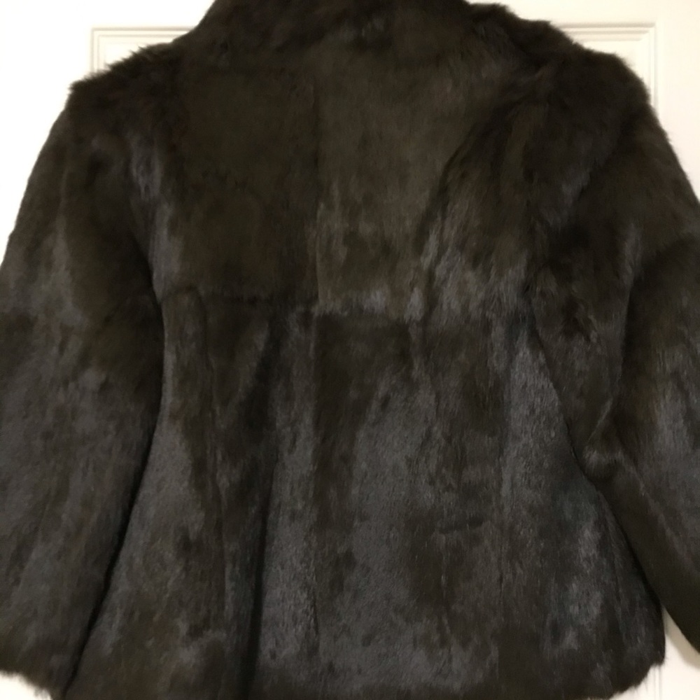 Stunning Fur Jacket - Picture 6 of 16